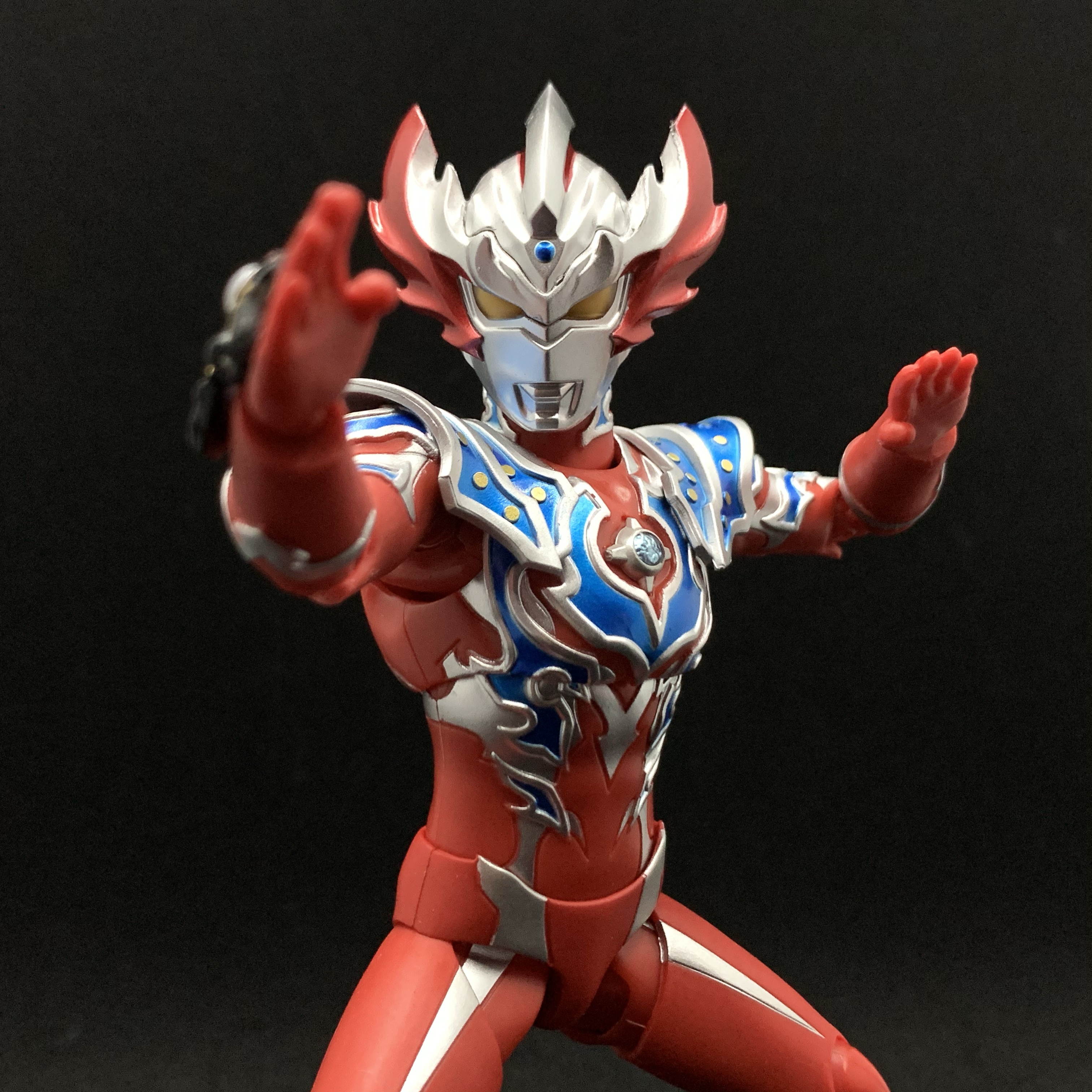 簡易レビュー】S.H.Figuarts ウルトラマンタイガ トライストリウム