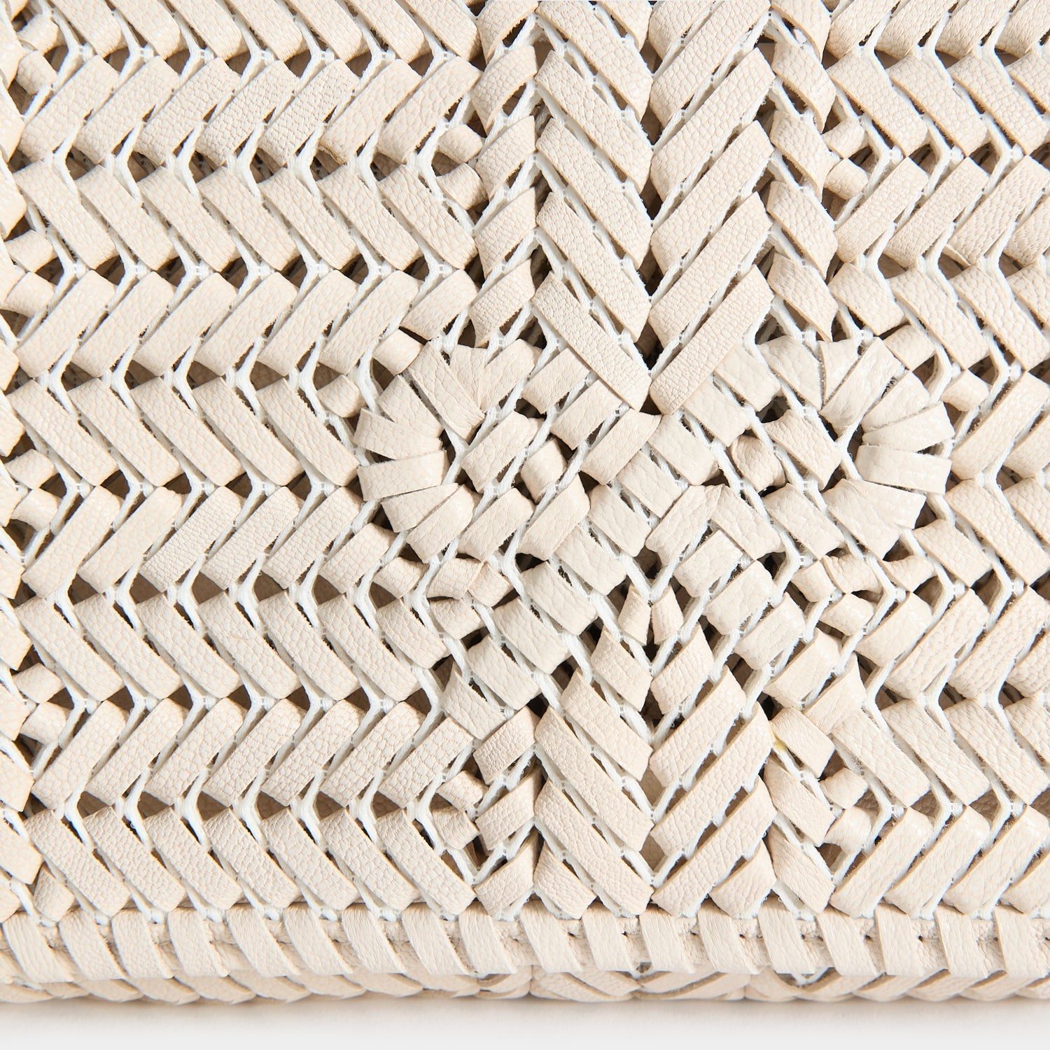 Neeson Cross-body | Anya Hindmarch US