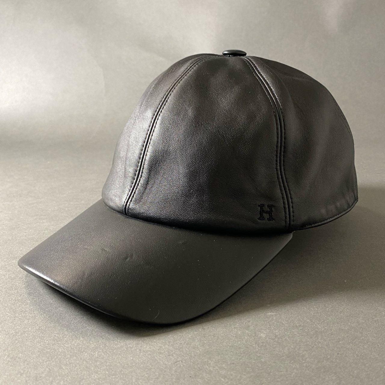 1h5 フランス製 HERMES エルメス ラムレザー レザーキャップ 帽子