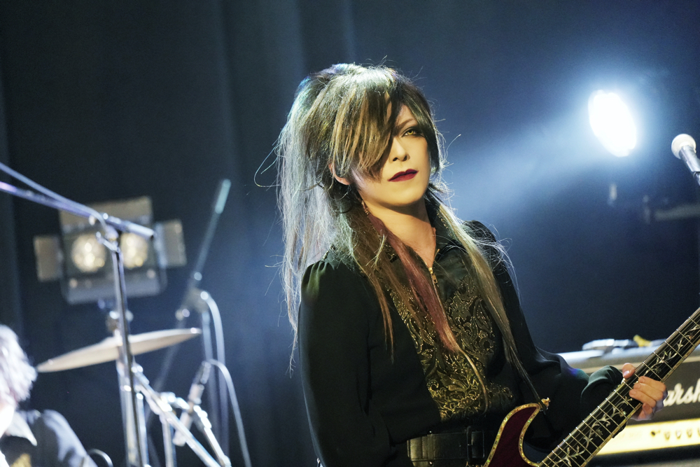 DAVID（SUI）が創りあげた「六芒世界-THE DECADENT WORLD xxx