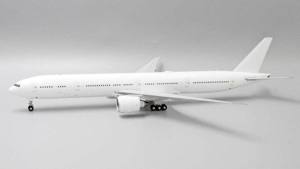 Blank/White Boeing 777-300ER JC Wings JC2WHT128 XX2128 Scale 1:200