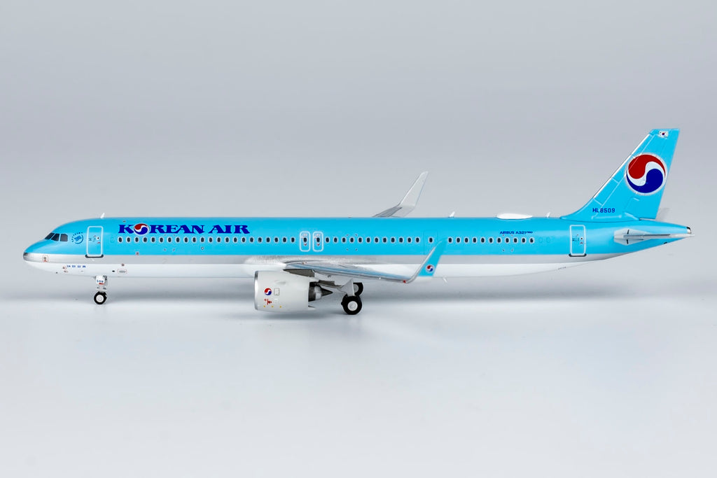 全日空商事 1/144 ANA A321 neo Solid model 全日空商事 1/144 ANA