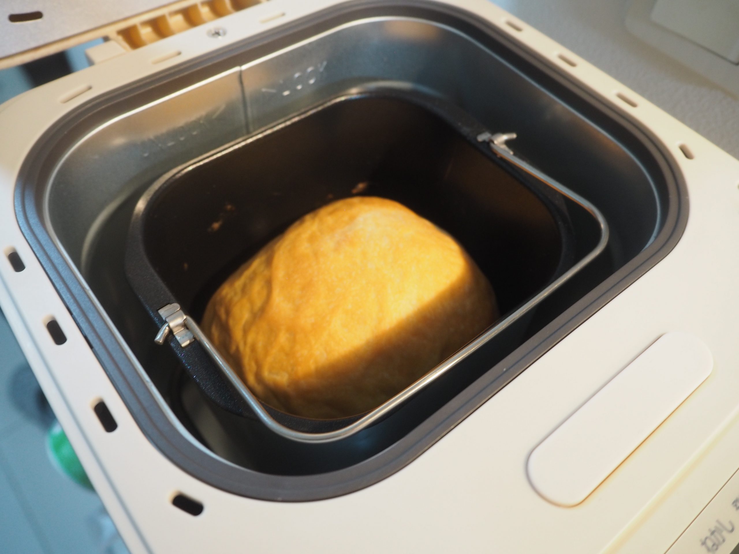 手ごね派のパン好きが、アイリスオーヤマの「コンパクト