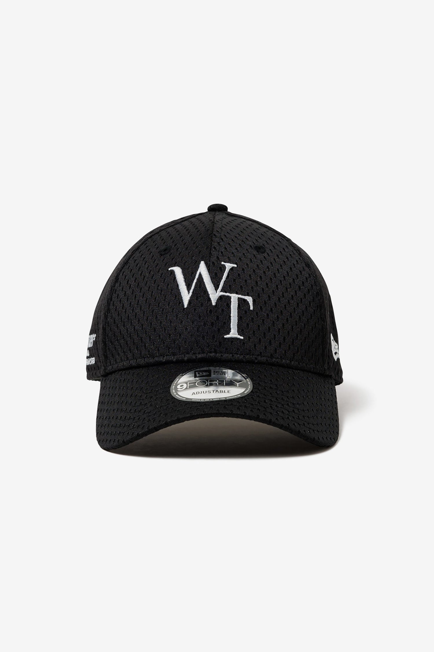 9FORTY CAP POLY. MESH. NEWERA® BLACK – P.A.M. (Perks And Mini)