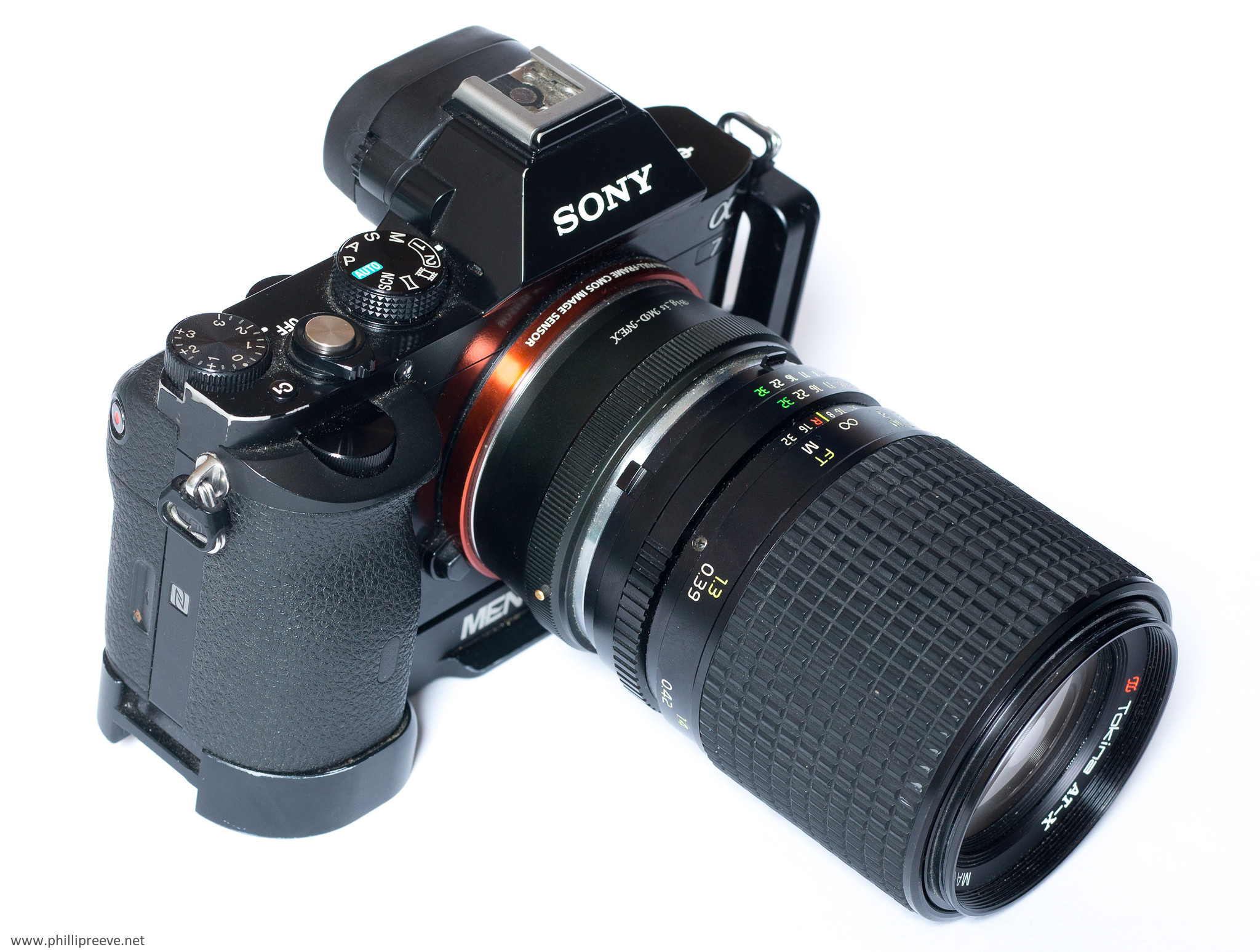 Tokina AT-X Macro 90mm 1:2.5 Review