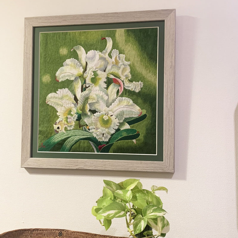 ベトナム シルク刺繍絵 Mr. クオック・スー作品 ホワイトフラワー 額付