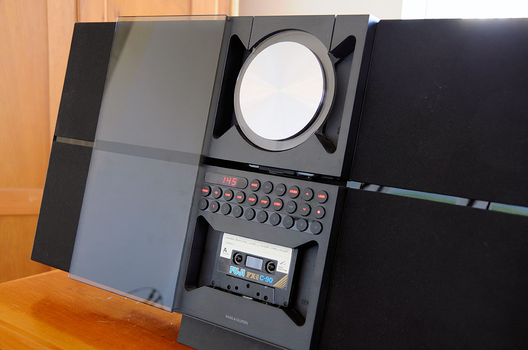 Bang & Olufsen: Beosound Century | RainyDayMagazine