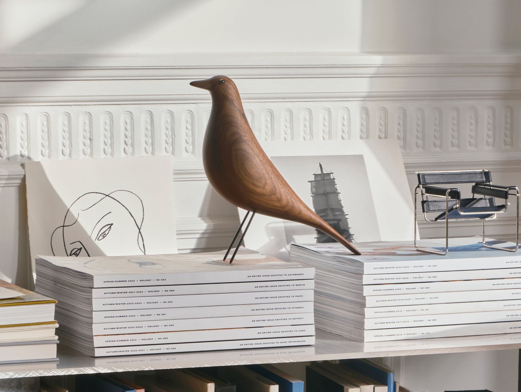 イームズ ハウス バード (ウォールナット) by Vitra – Really Well Made