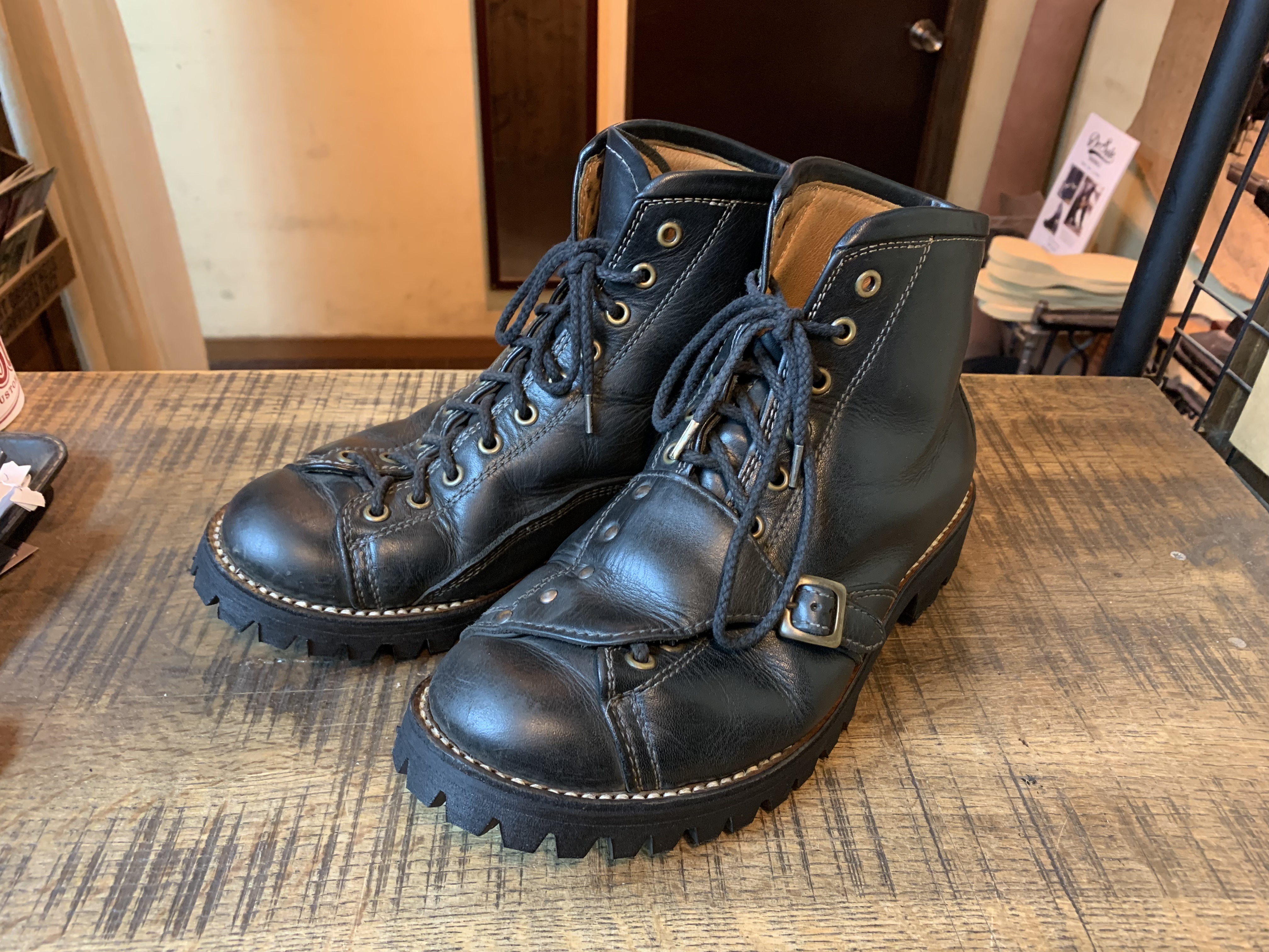 NERO(ネロ) 安藤製靴 バイカーブーツ vibram#100ソール交換: ソール