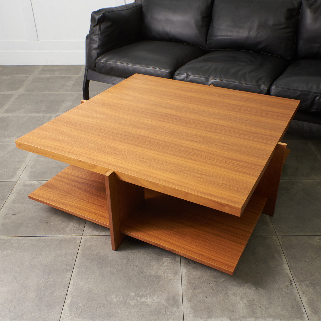 623 LEWIS COFFEE TABLE｜カッシーナ cassina｜フランク・ロイド