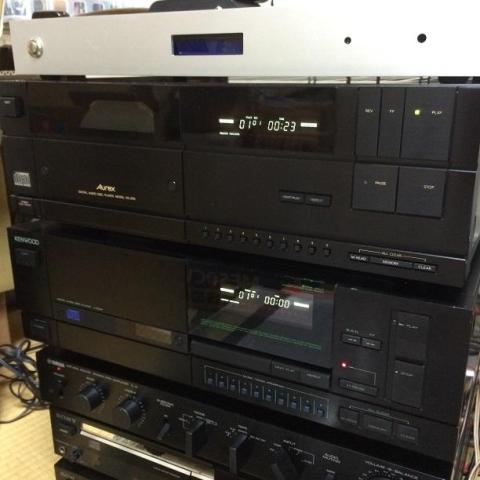 東芝の初代CDP - Aurex XR-Z90のレビュー | ジグソー | レビューメディア