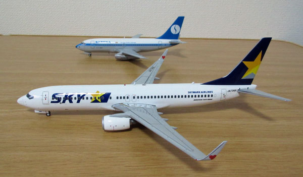 1/200 ジェミニ200 スカイマーク B737-800