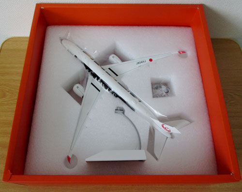 1/200 JC Wings JAL A350-900 20th ARASHI THANKS JET JA04XJ