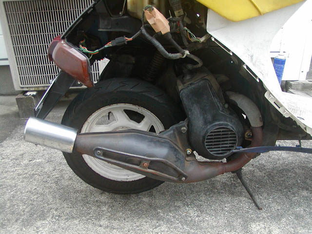 ノーマルマフラーに戻す