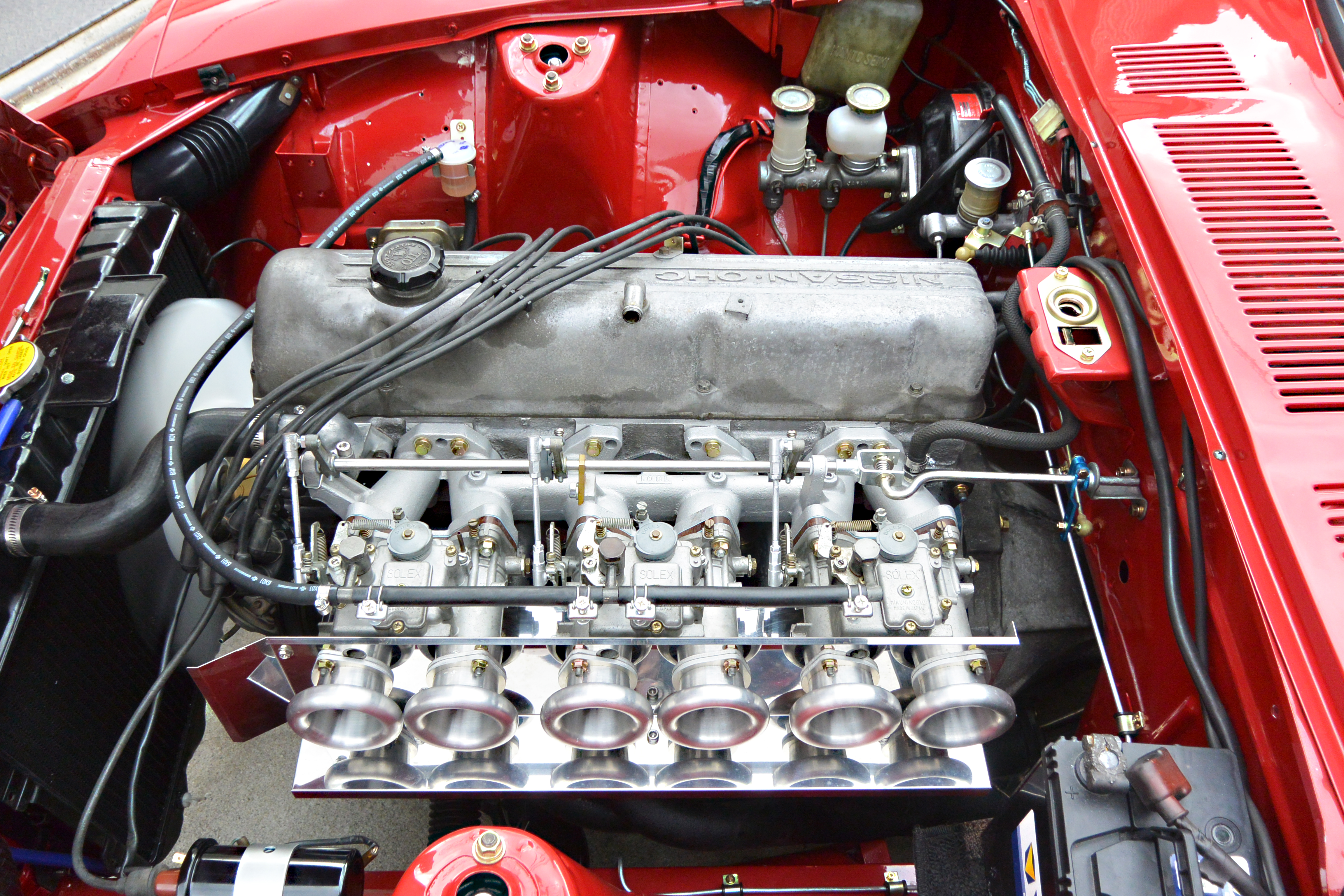 フェアレディZ 赤S30Z｜ハコスカ、フェアレディZ等の旧車販売ティー