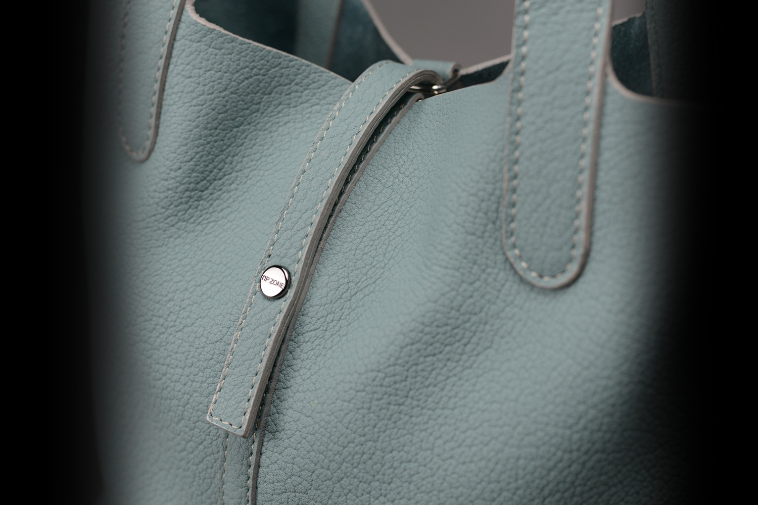 TIP ZONE Kobe クーズービジネスバッグ