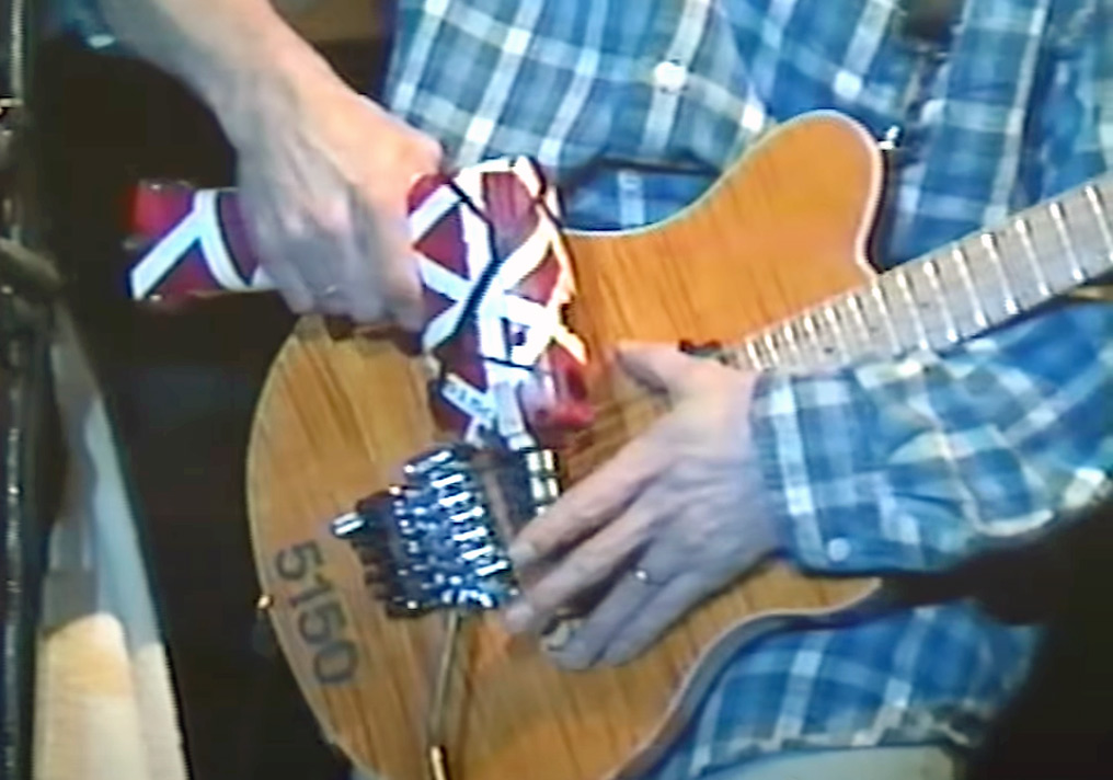 Sammy Hagar Shares Video of Van Halen's 1995 Performance During