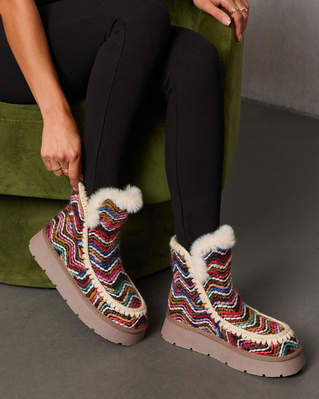 16_JOYCE-MULTI_12-13-