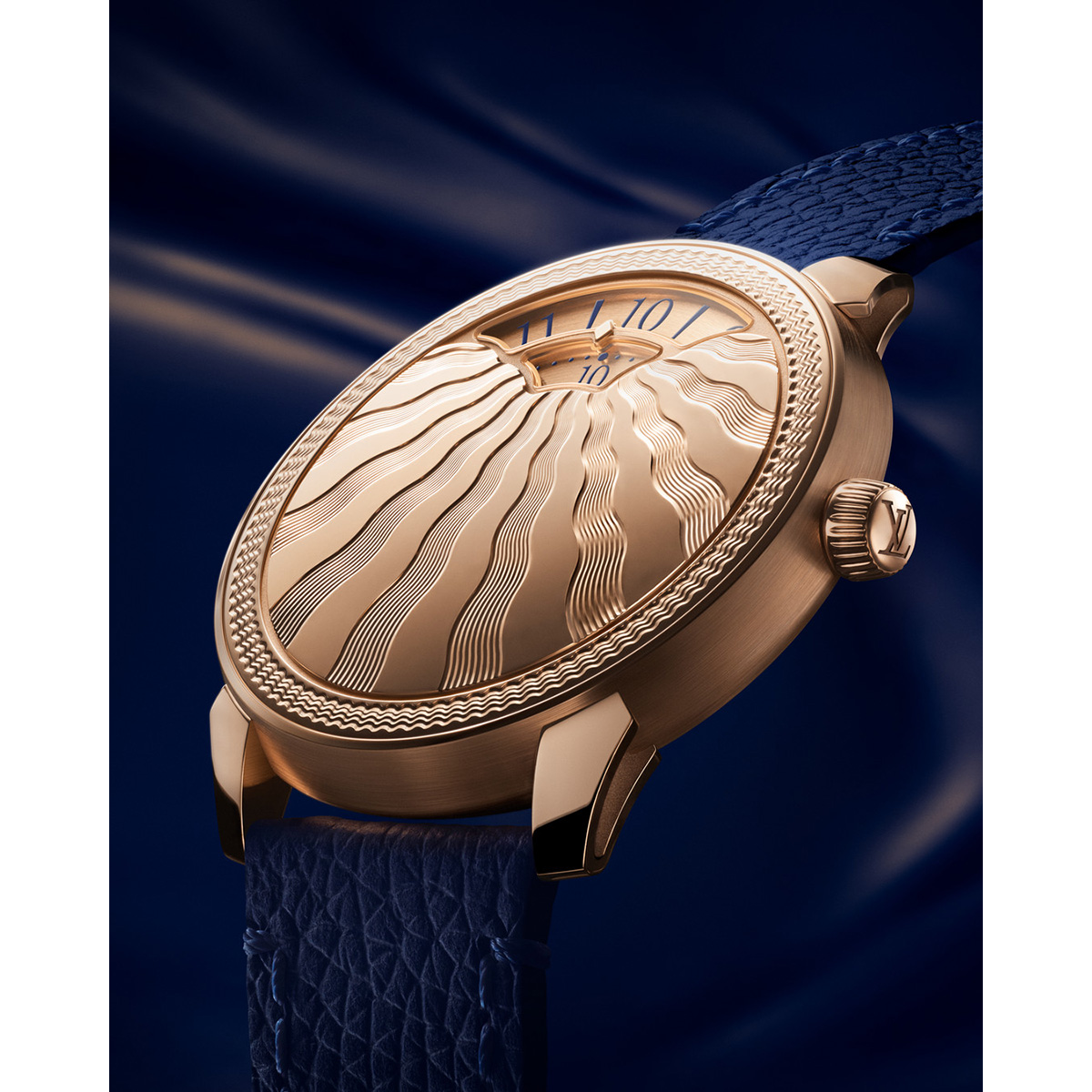 ルイ・ヴィトンがアンティークの手動旋盤を用いた「タンブール