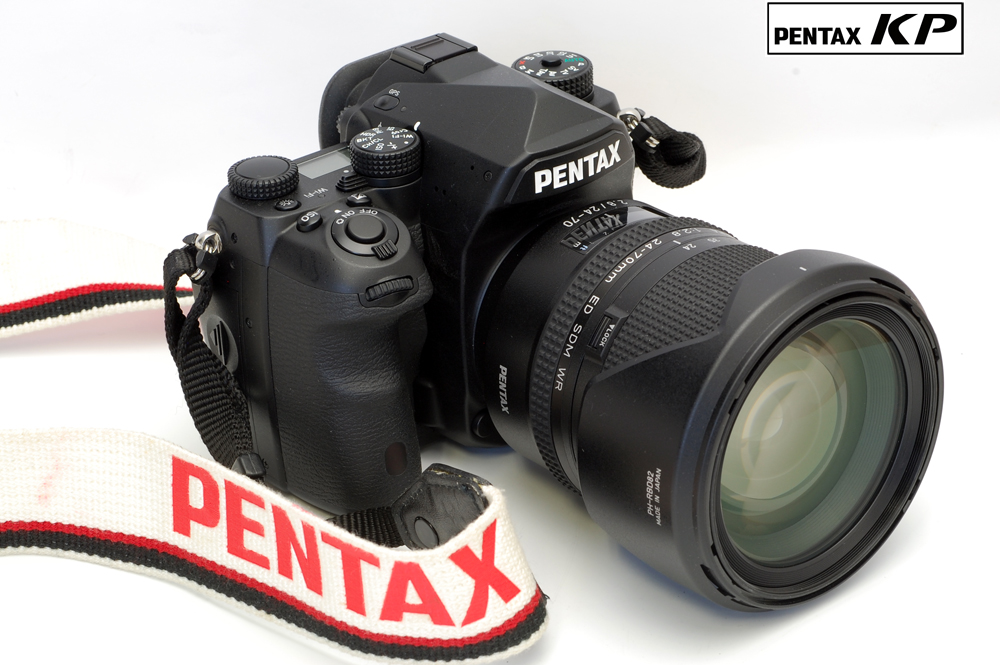 カメラの八百富｜ペンタックス PENTAX KP 新たなコンセプトのカメラが