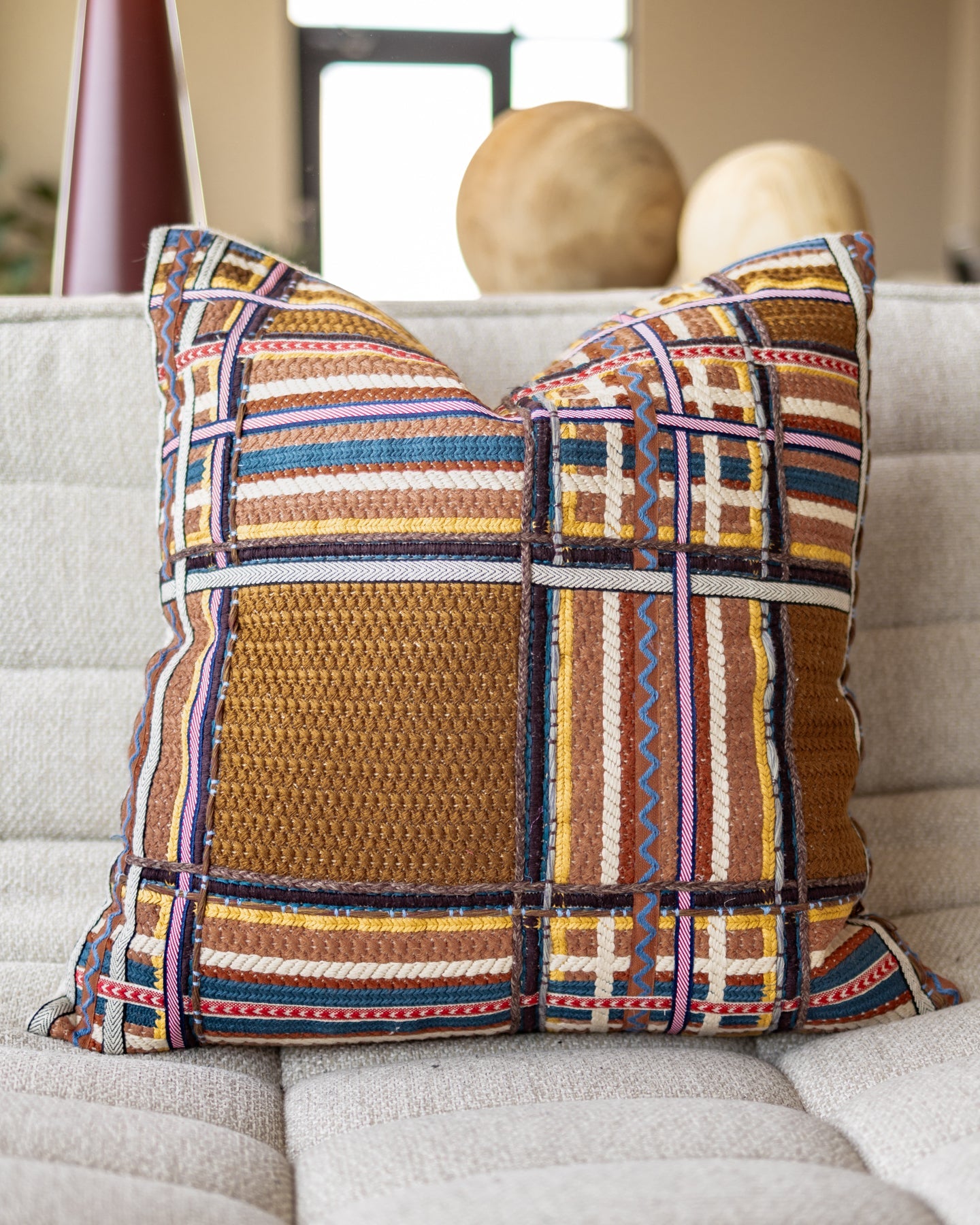 Dexter Organic Cotton Embroidered Throw Pillow – YaYa & Co.