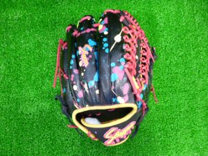 カラフルな限定軟式グローブ！ – ZENTAN SPORTS