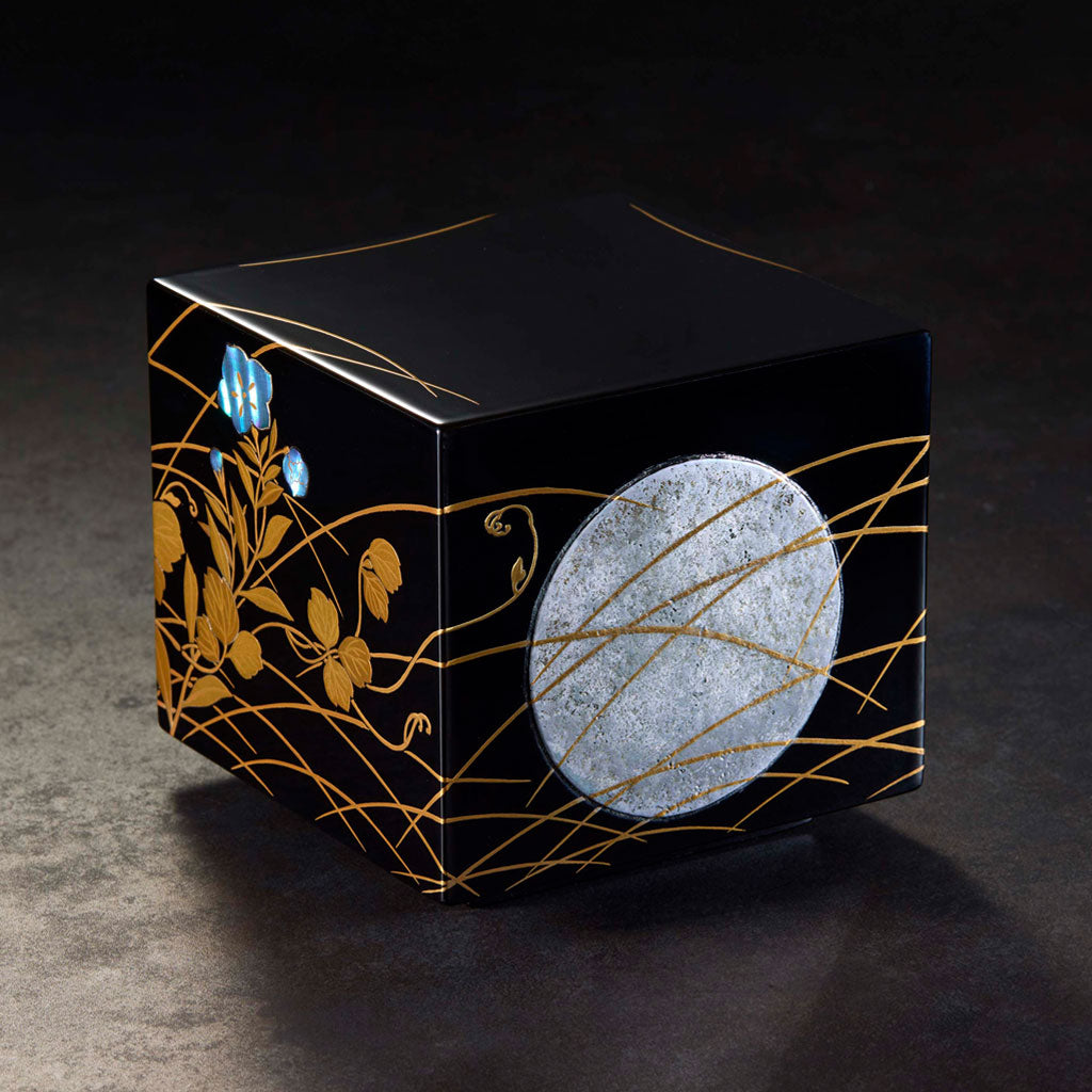 秋草に月蒔絵 被蓋内二段宝石箱 – 象彦 公式オンラインショップ