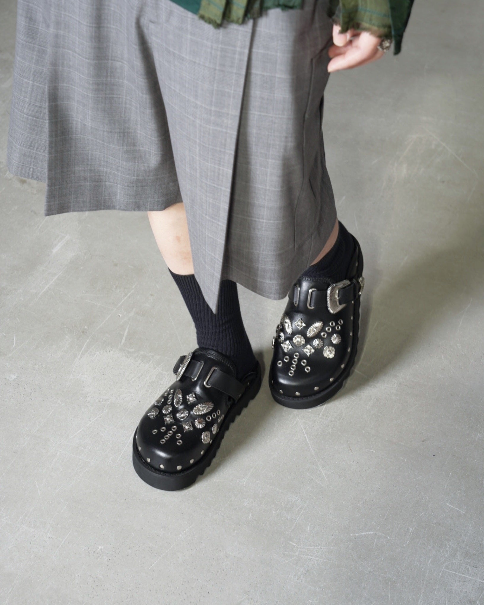 UNISEX-【TOGA ARCHIVES】EYELET METAL SABO-Amanojak.