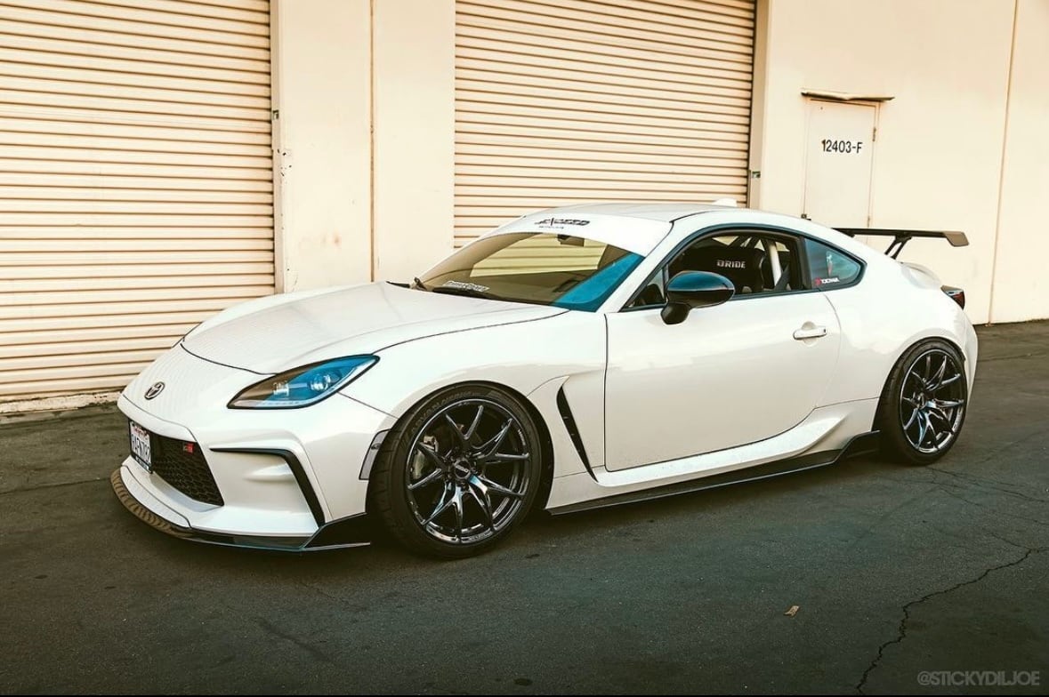 EXCEED Japan - Side Diffuser (FRP) - Toyota GR86 / Subaru BRZ