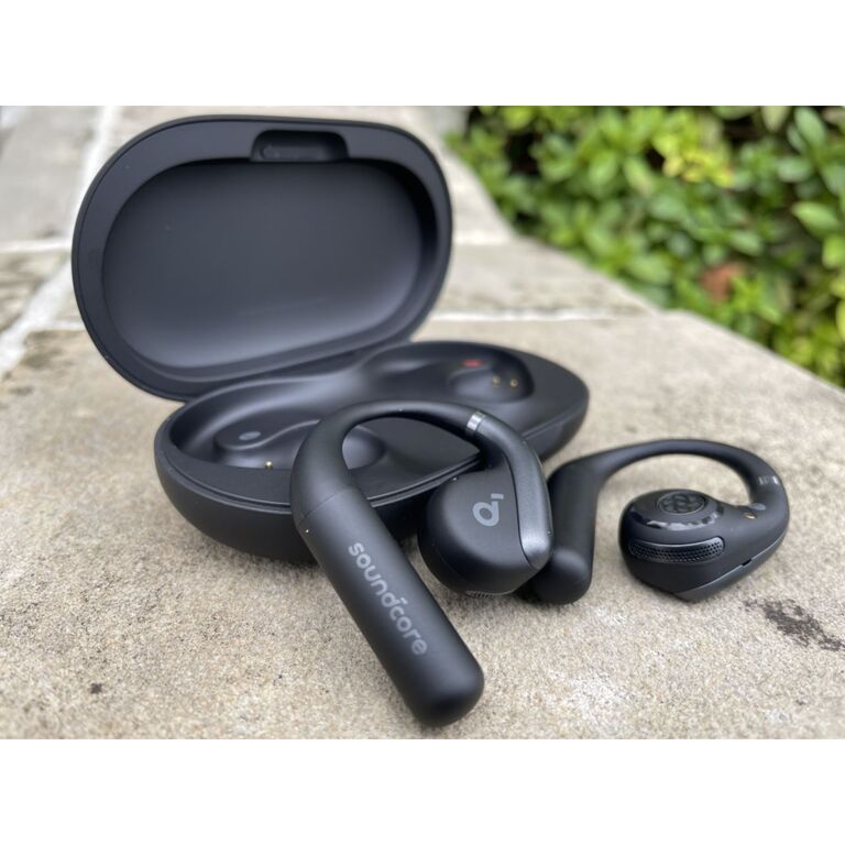 Anker Soundcore AeroFitレビュー！アンカー初の耳を塞がない