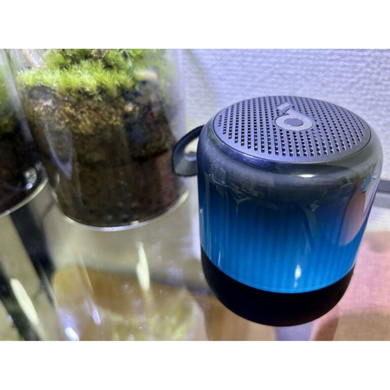 手のひらサイズの「Anker Soundcore Glow Mini Bluetoothスピーカー