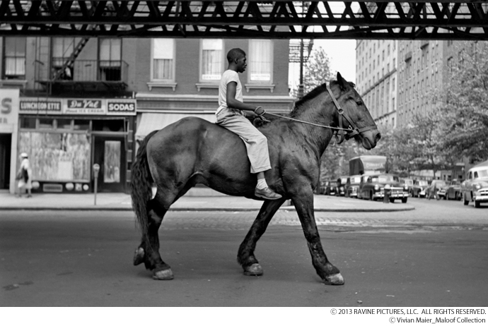 世界を熱狂させた天才女性写真家の謎―映画『ヴィヴィアン・マイヤーを