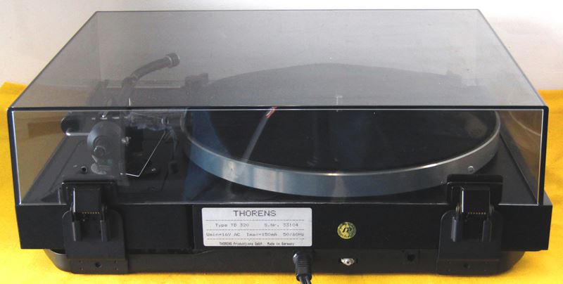 トーレンス THORENS TD320 レコードプレーヤー