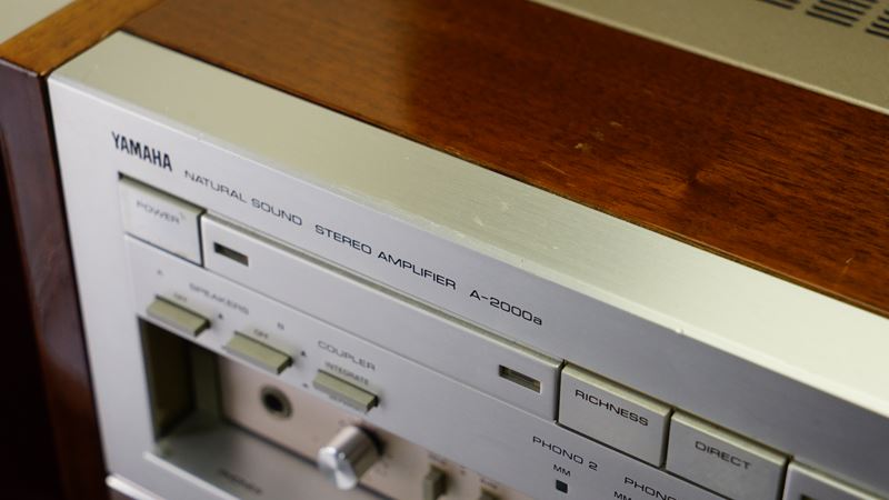 ヤマハ YAMAHA A-2000a プリメインアンプ