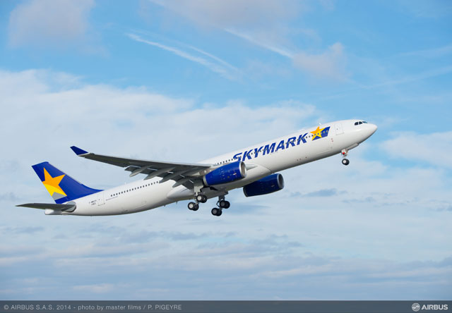 エアバス、スカイマークにA330初号機と2号機同時引き渡し
