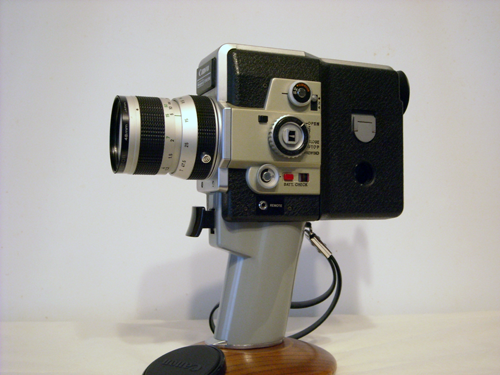 8mmフィルム・16mmフィルム専門業務シネヴィス：8mmシングル8カメラ