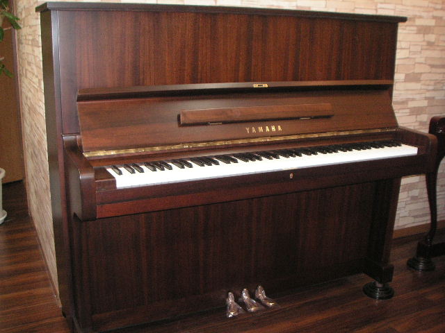 YAMAHA U2C - 第一楽器株式会社