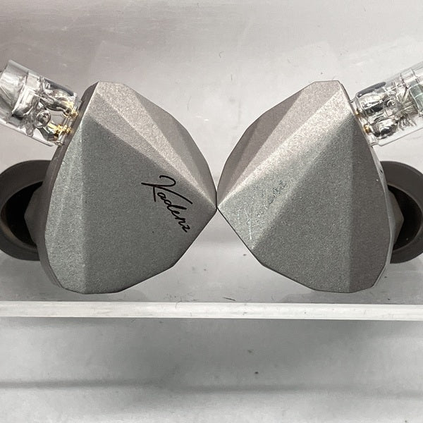 水月雨 (MOONDROP) 【中古】Kadenz【秋葉原】 – e☆イヤホン