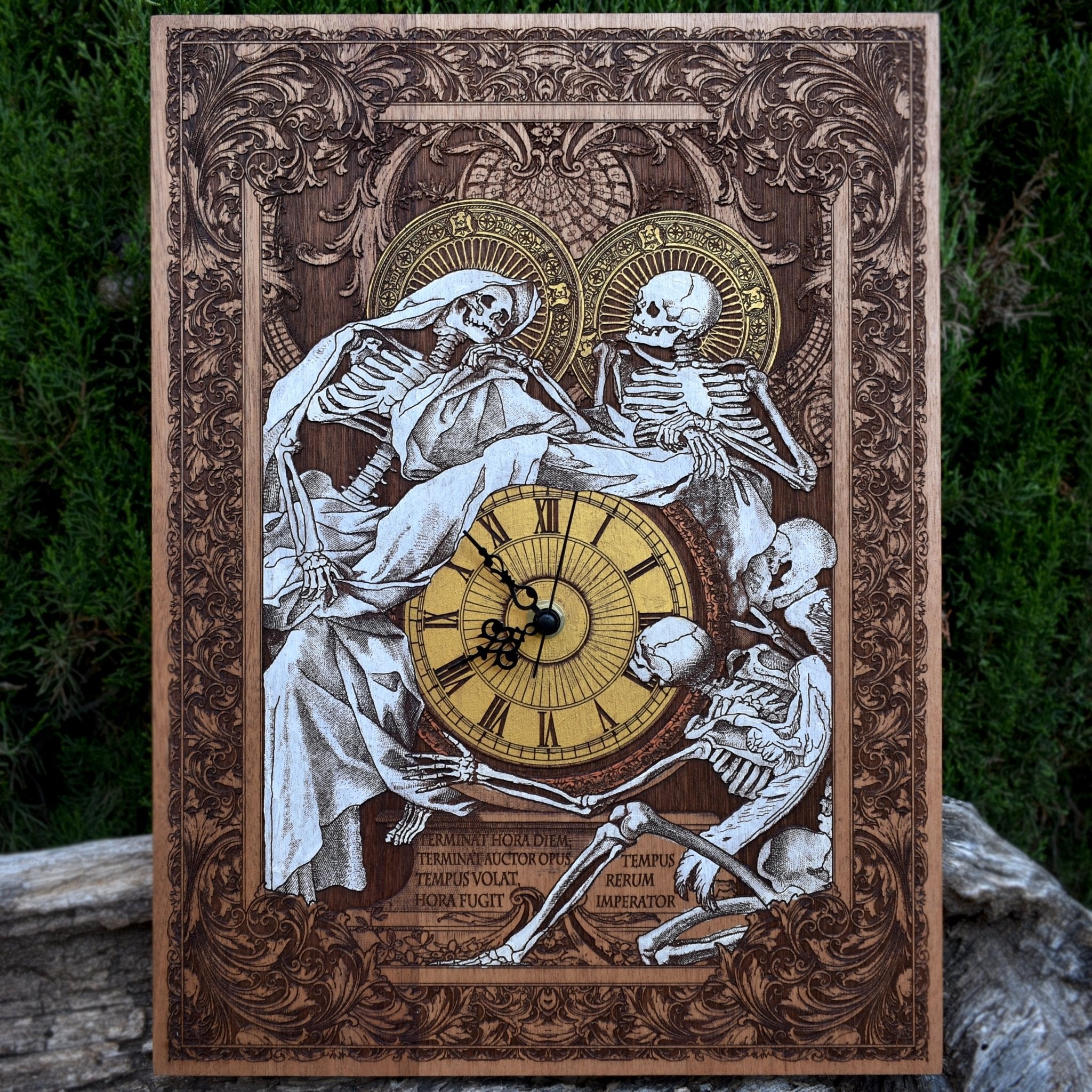 Hand-Painted Cedar Gothic Clock – Unique Anniversary & Wedding