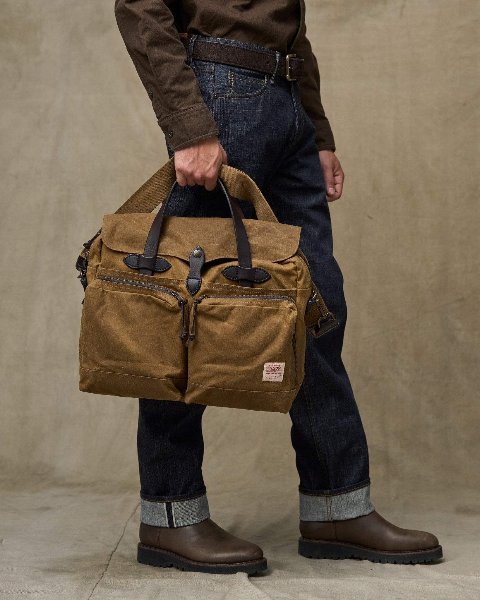 24 Hour Tin Cloth Briefcase | Filson