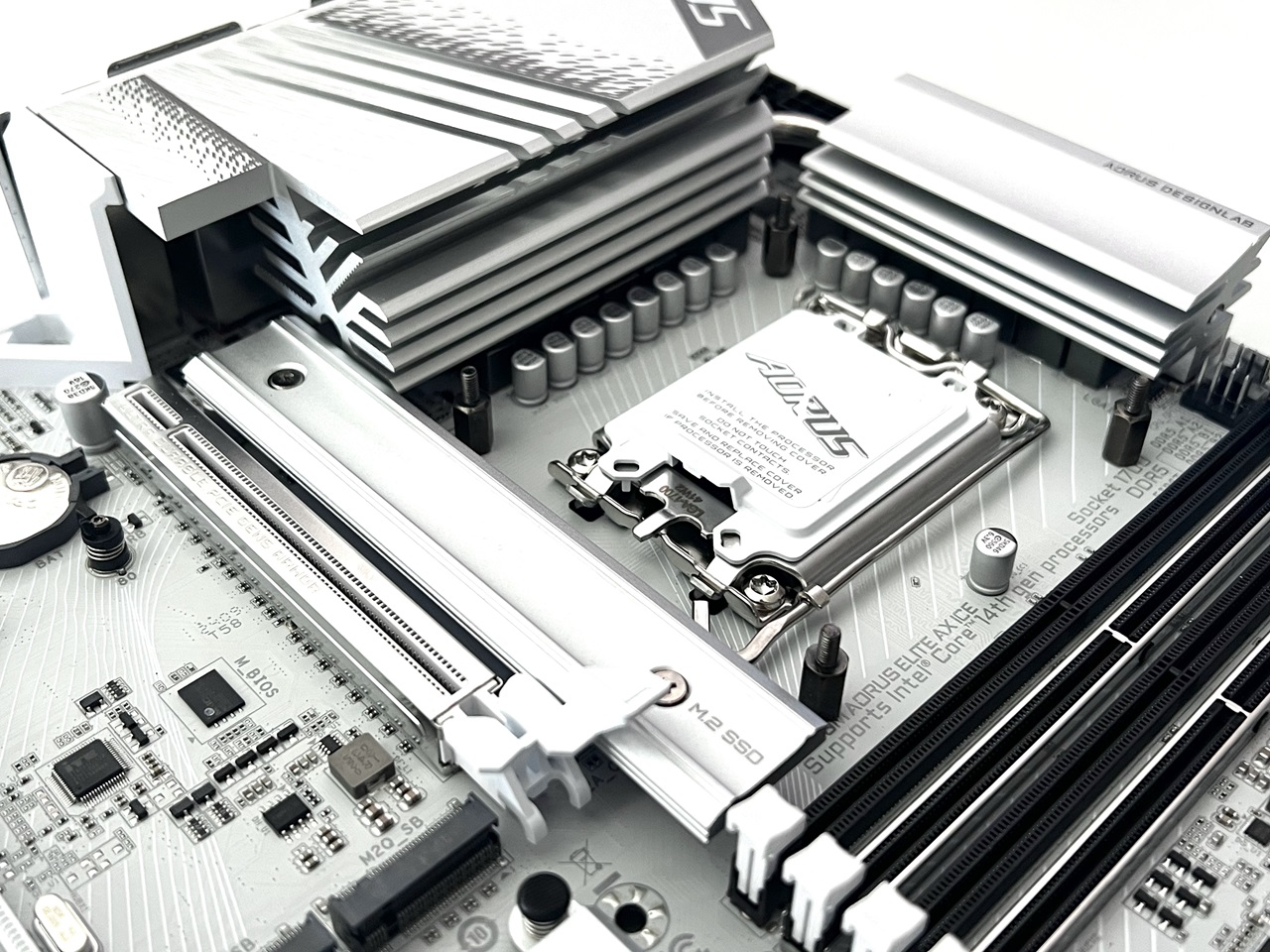 Gigabyte Z790M AORUS Elite AX ICE Motherboard Review - Funky Kit