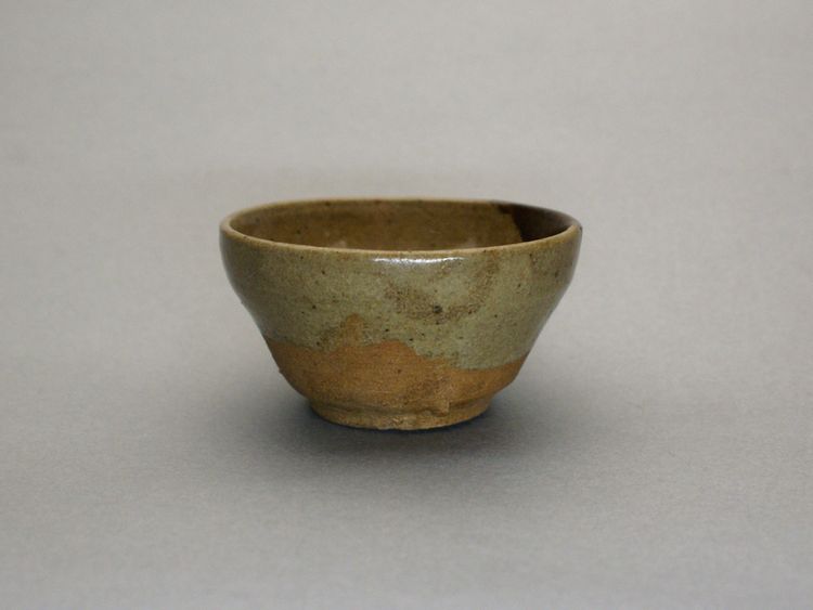 東中野 - 唐津 山盃 | 古美術品専門サイト fufufufu.com