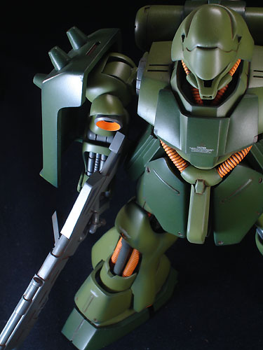 B-CLUB】1/100 GEARA DOGA（ギラ・ドーガ）完成品