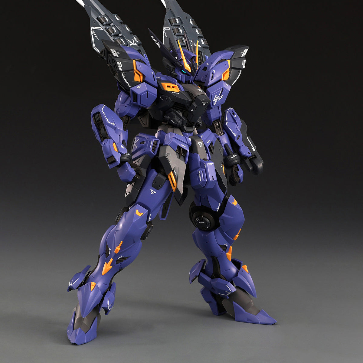 1/100 Lycoris Model Kit – Gundam Planet