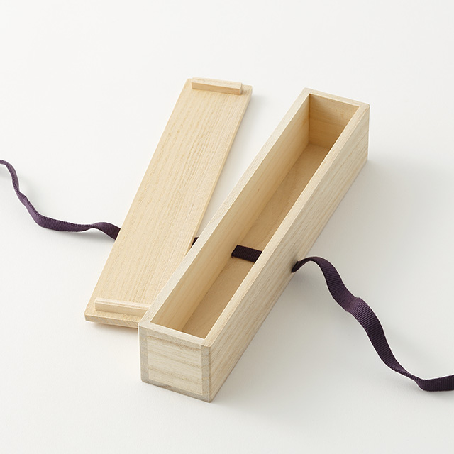 閉店売り尽し】手彫茶杓 笹之葉 短寸箱入仕覆 閉店売り尽し】手彫茶杓