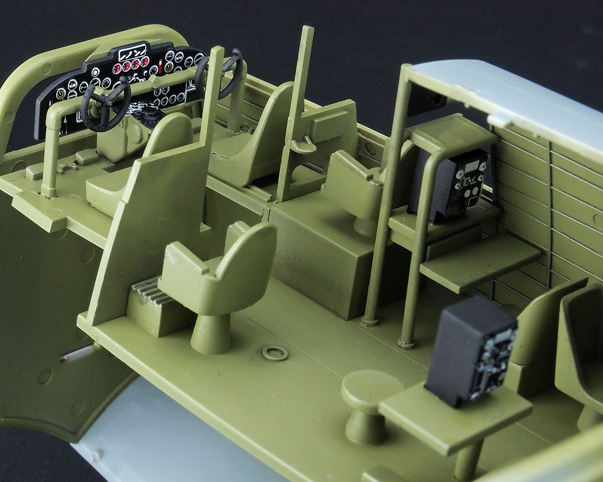 川西 H8K1 二式大型飛行艇 11型 “高官輸送機 敷島” | 株式会社 ハセガワ