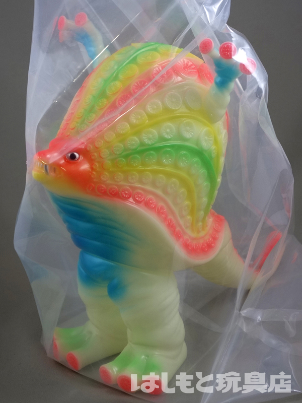 ブルマァク／ジャイアントタッコング（蓄光） | 新潟の大人も子供も