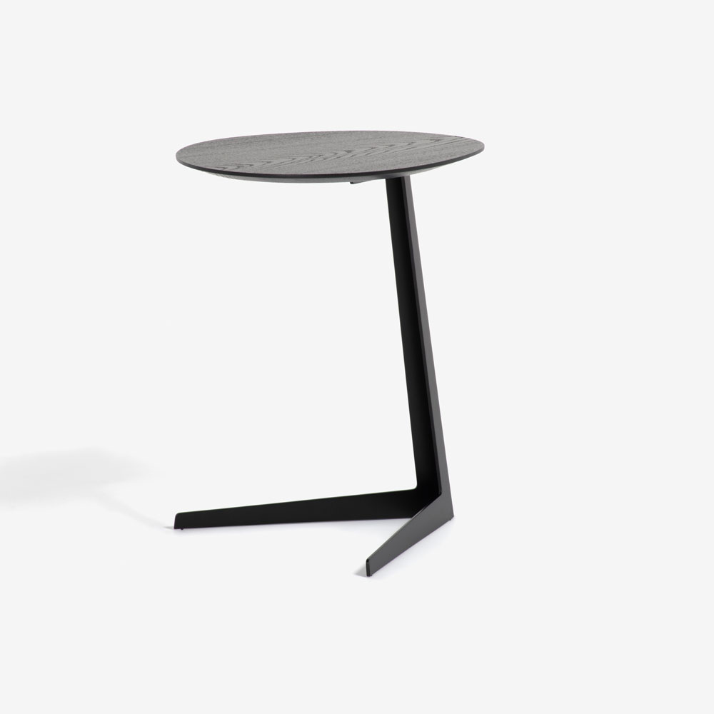 de Sede（デセデ）サイドテーブル「DS-196」ブラック色 | 【公式】大塚