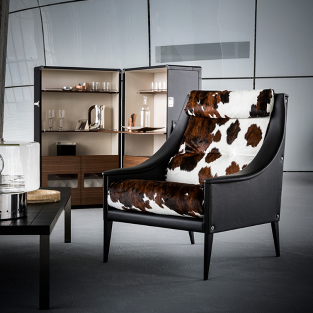 PoltronaFrau（ポルトローナ・フラウ）アームチェア「デッザ