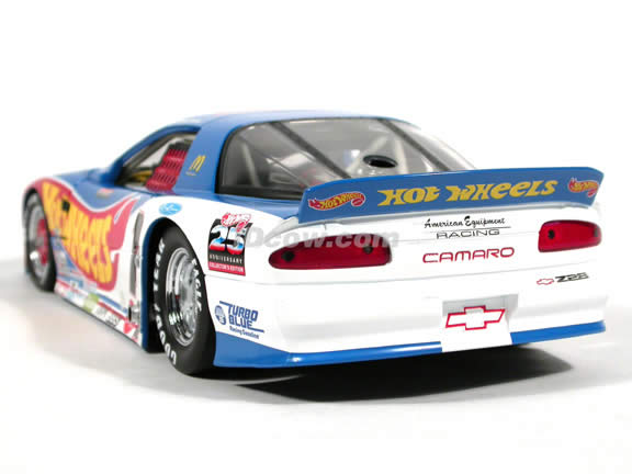 1994 Chevrolet Camaro Z-28 Hot Wheels Trans-Am diecast model car 1